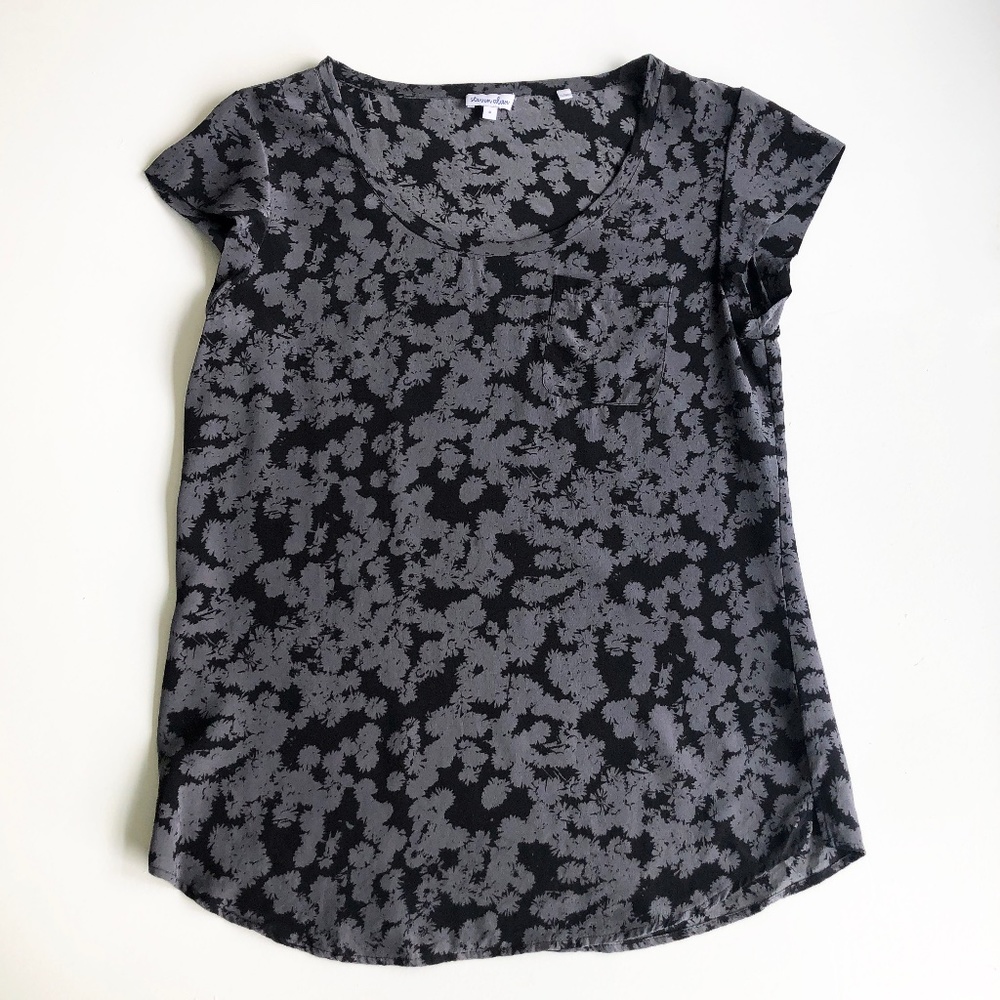 Steven Alan Silk Top Shirt Blouse Size S Black x Grey Flower Shadow Print